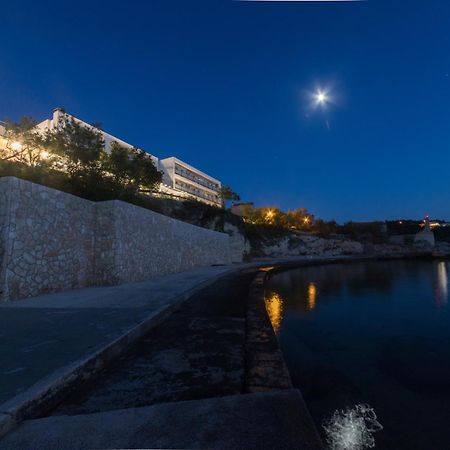 Hotel Rooms Roccia Novigrad  Exteriör bild