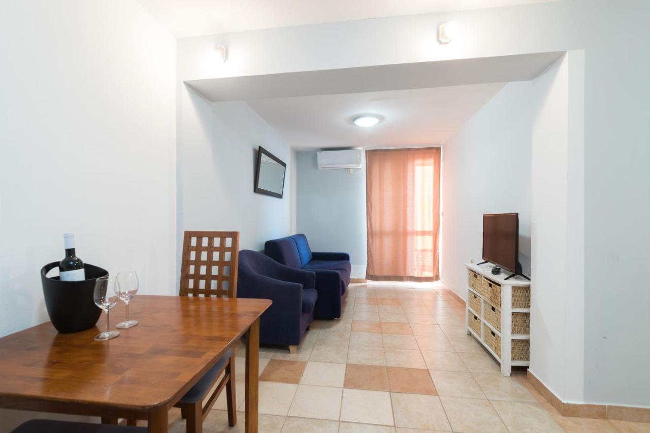Hotel Rooms Roccia Novigrad  Exteriör bild