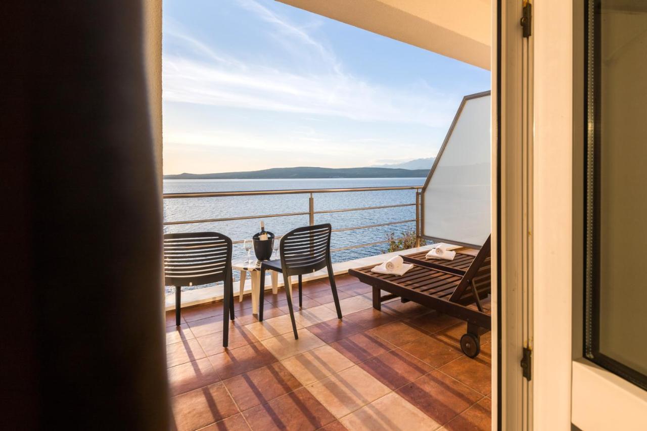 Hotel Rooms Roccia Novigrad  Exteriör bild
