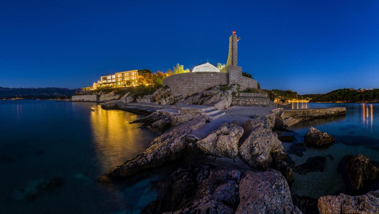 Hotel Rooms Roccia Novigrad  Exteriör bild