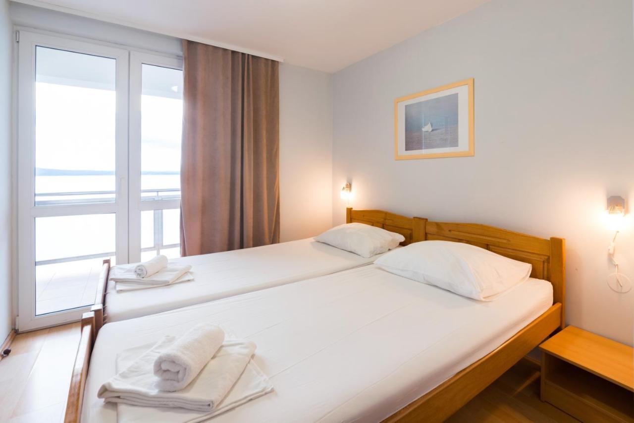 Hotel Rooms Roccia Novigrad  Exteriör bild